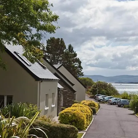 Berehaven Lodge *
